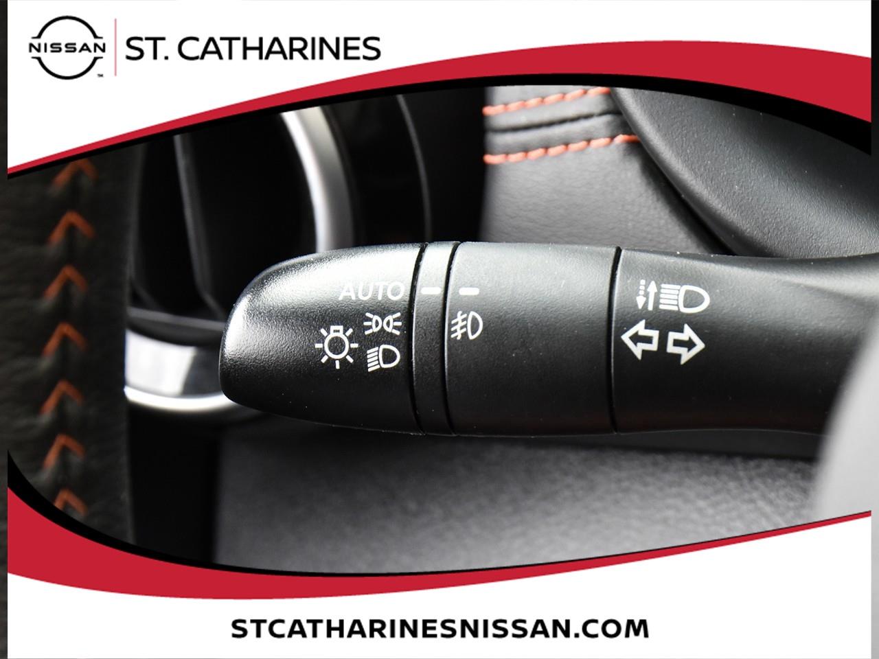 2024 Nissan Kicks SR Photo