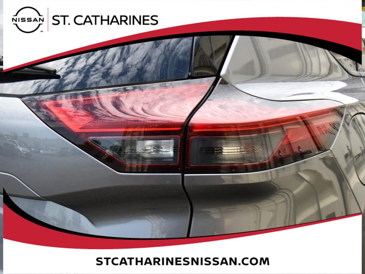 2023 Nissan Rogue Platinum Photo