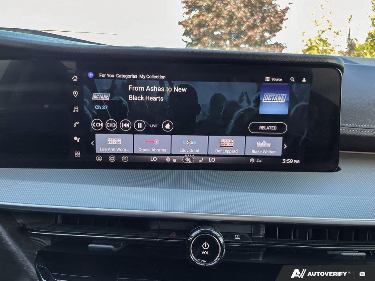 2025 Nissan Murano SL Photo