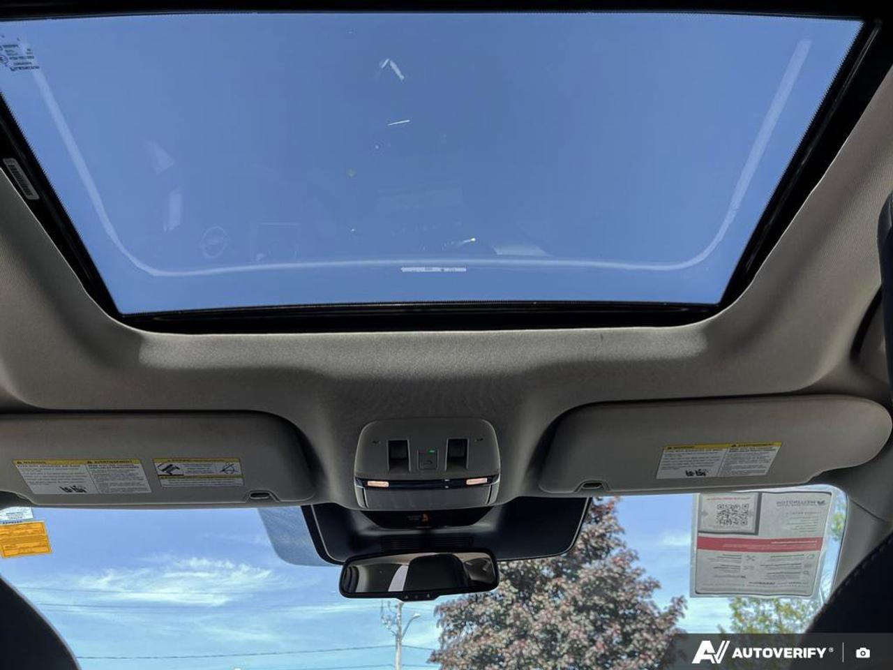 2025 Nissan Murano SL Photo