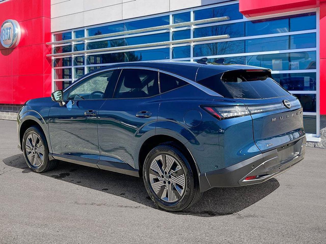 2025 Nissan Murano SL | One Owner | Clean CarFax | New Brakes | Panoramic Sunroof | Navigation | Blind-Spot| Photo2