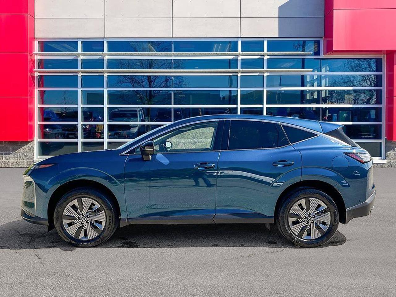 2025 Nissan Murano SL | One Owner | Clean CarFax | New Brakes | Panoramic Sunroof | Navigation | Blind-Spot| Photo5
