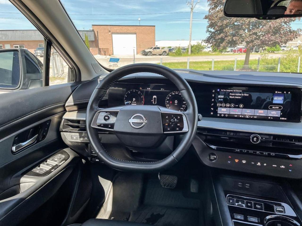 2025 Nissan Murano SL | One Owner | Clean CarFax | New Brakes | Panoramic Sunroof | Navigation | Blind-Spot| Photo