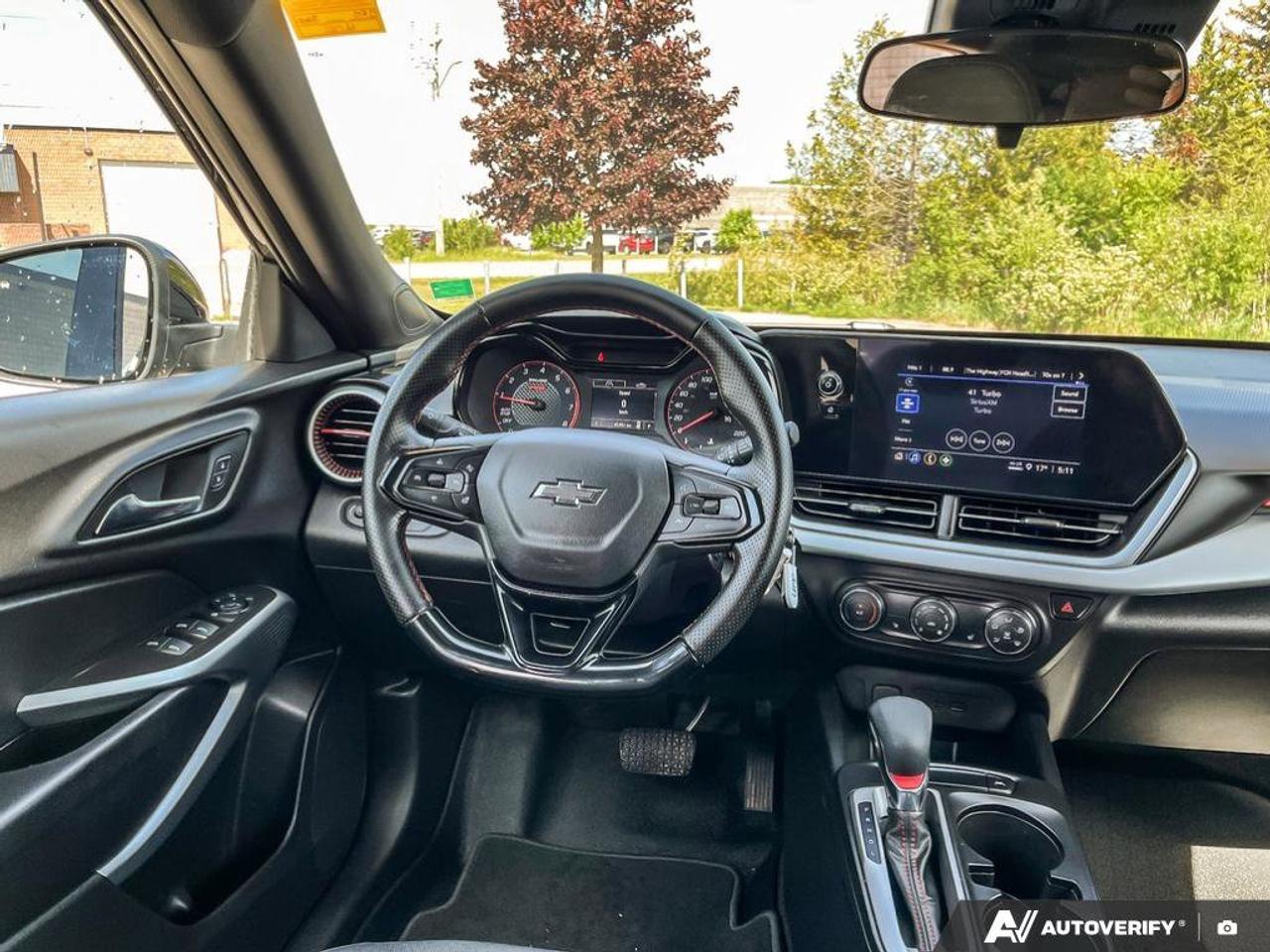 2025 Chevrolet Trax 1RS | Sunroof | CarPlay | Android Auto | Heated Seats & Steering Wheel | Lane Keep | Blind-Spot Photo