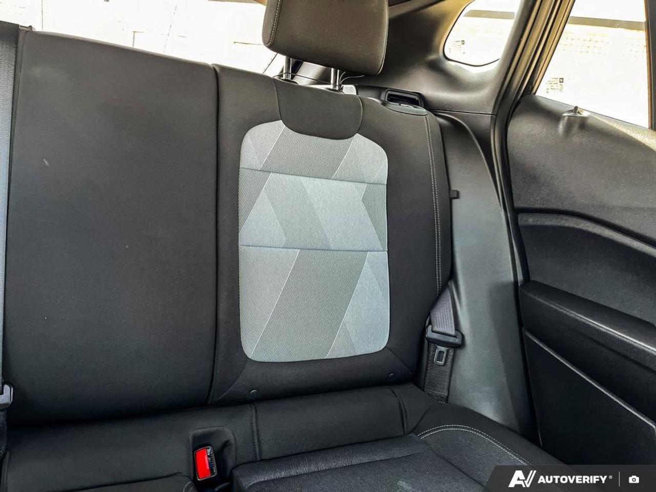 2025 Chevrolet Trax 1RS | Sunroof | CarPlay | Android Auto | Heated Seats & Steering Wheel | Lane Keep | Blind-Spot Photo