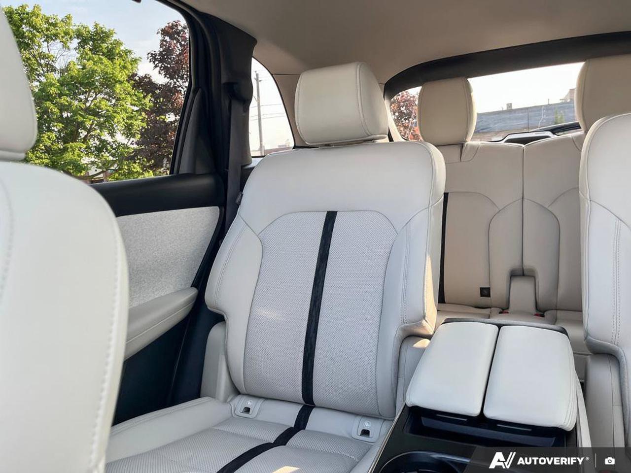 2024 Mazda CX-90 MHEV Signature Photo