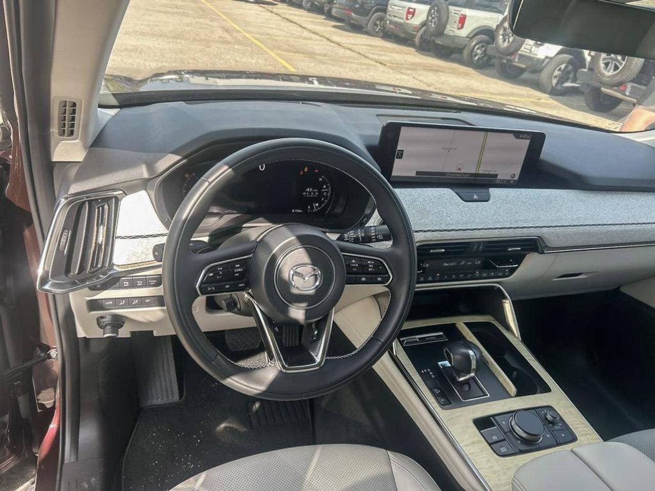 2024 Mazda CX-90 MHEV Signature | One Owner | Clean Carfax | Leather | Navigation | 6 Passenger | Ventilated Seats | Photo