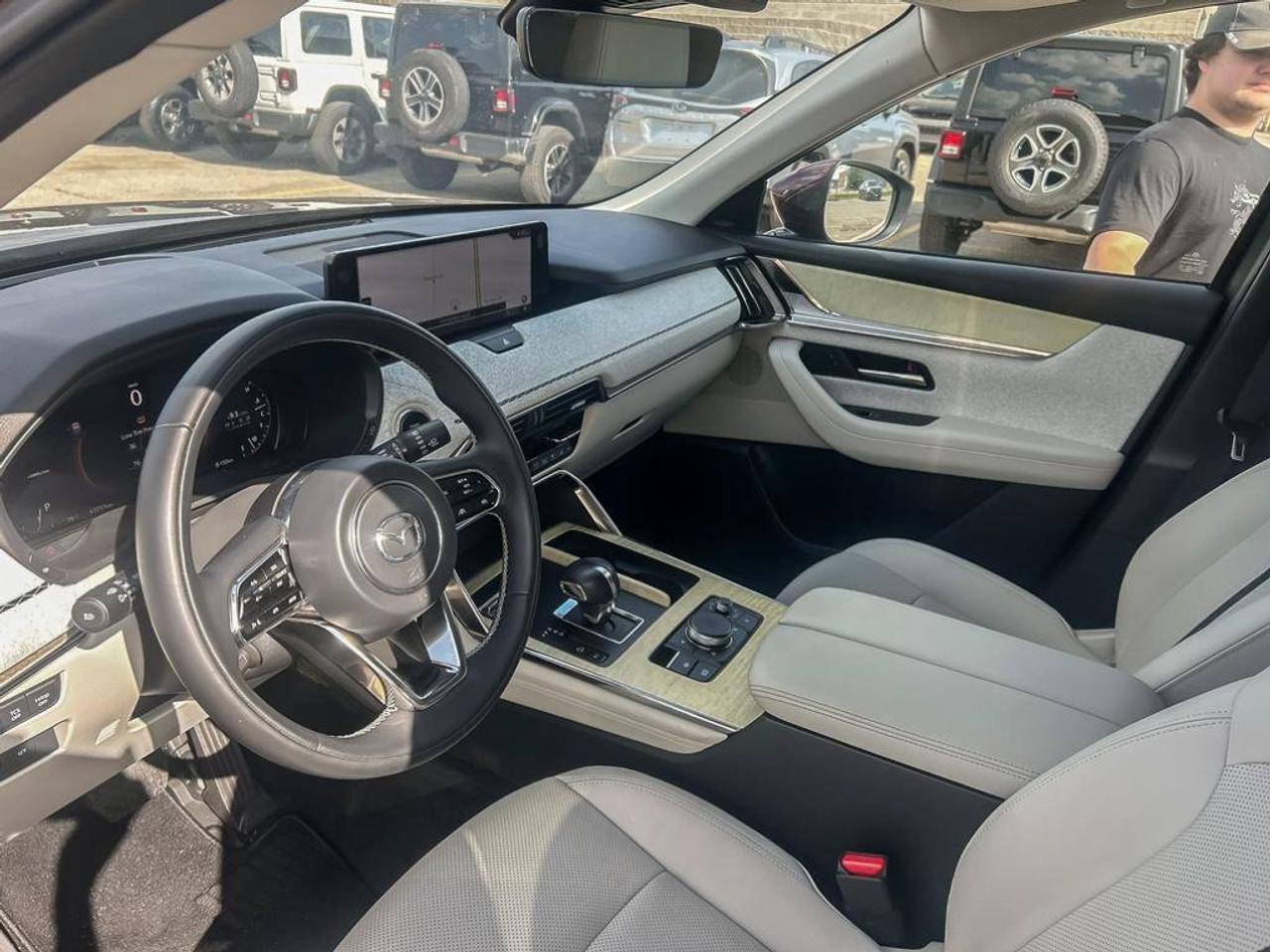 2024 Mazda CX-90 MHEV Signature | One Owner | Clean Carfax | Leather | Navigation | 6 Passenger | Ventilated Seats | Photo