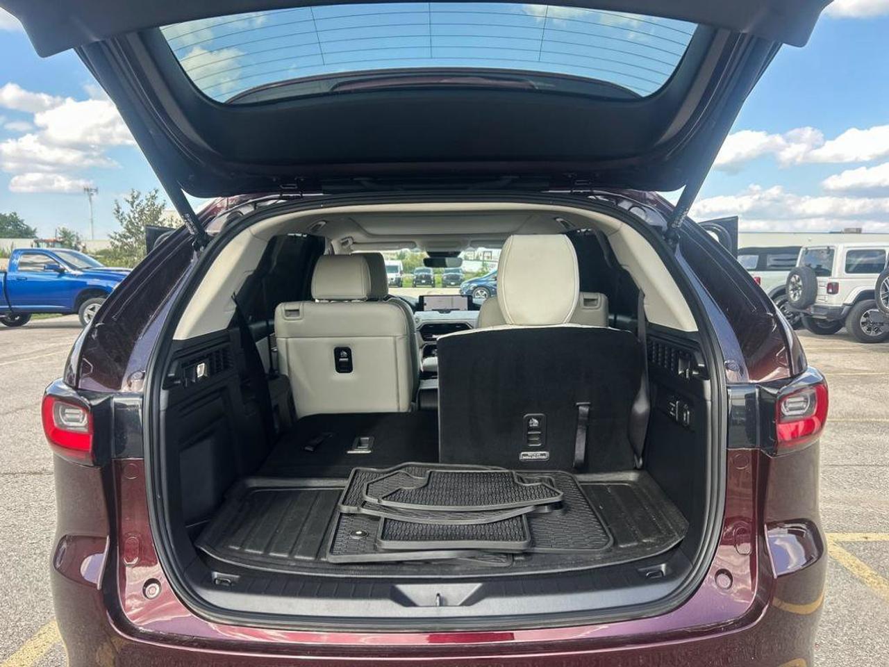 2024 Mazda CX-90 MHEV Signature | One Owner | Clean Carfax | Leather | Navigation | 6 Passenger | Ventilated Seats | Photo