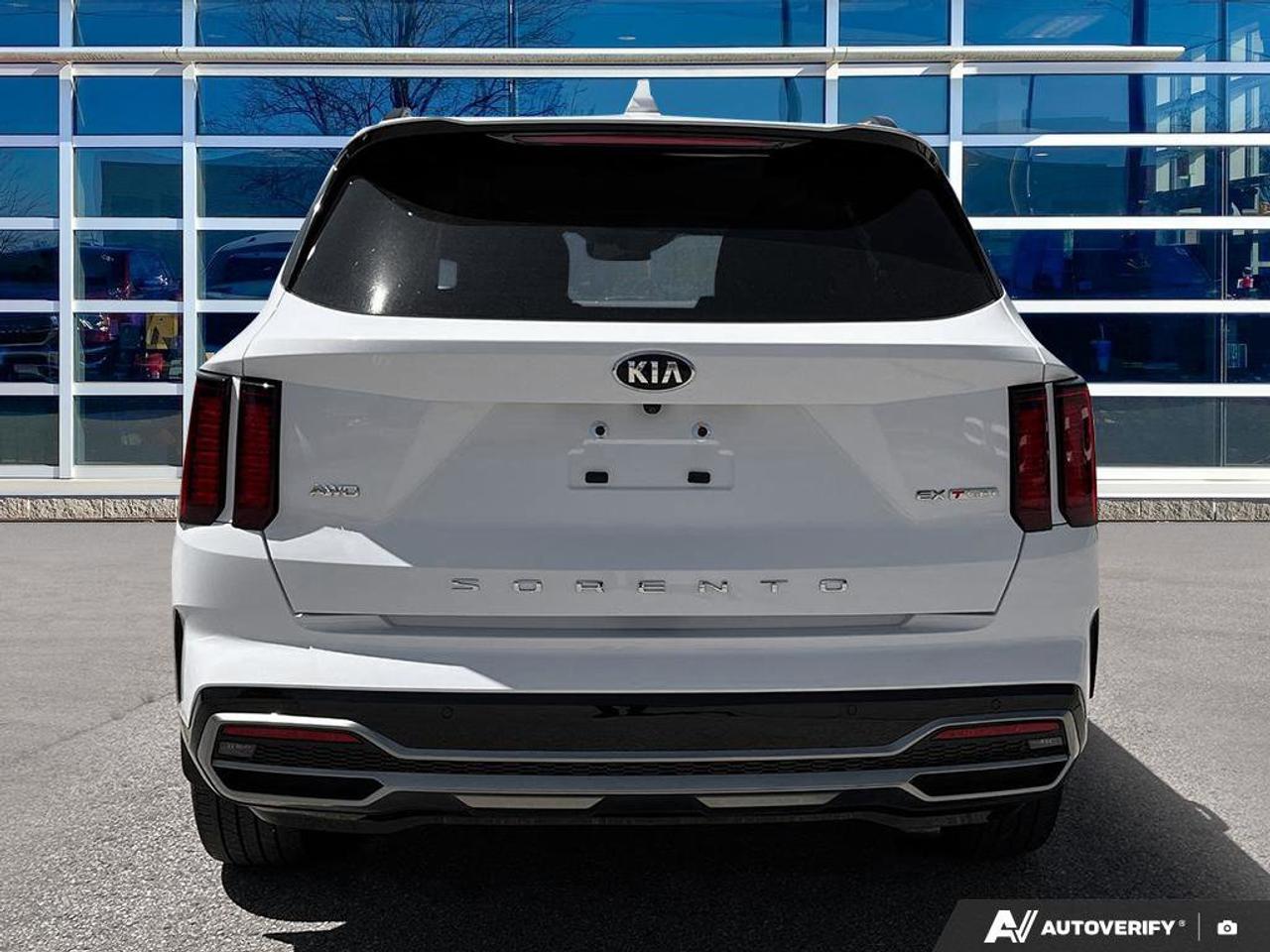 2021 Kia Sorento EX | Leather | Blind-Spot | Adaptive Cruise | Heated Steering Wheel | Heated Seats | CarPlay | Photo3