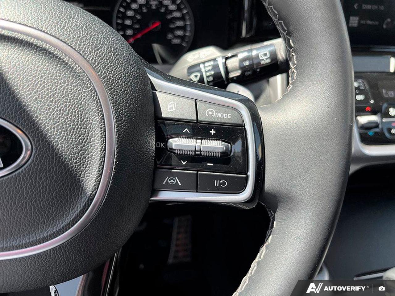 2021 Kia Sorento EX | Leather | Blind-Spot | Adaptive Cruise | Heated Steering Wheel | Heated Seats | CarPlay | Photo