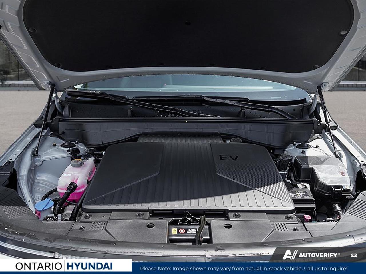 2026 Hyundai KONA electric Preferred w/Ultimate Package Two-Tone 4dr Front-Wheel Drive Photo