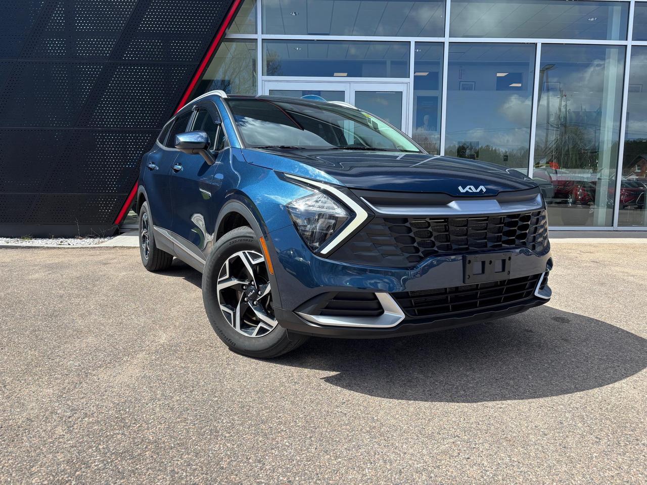 2024 Kia Sportage LX 4dr All-wheel Drive Photo0