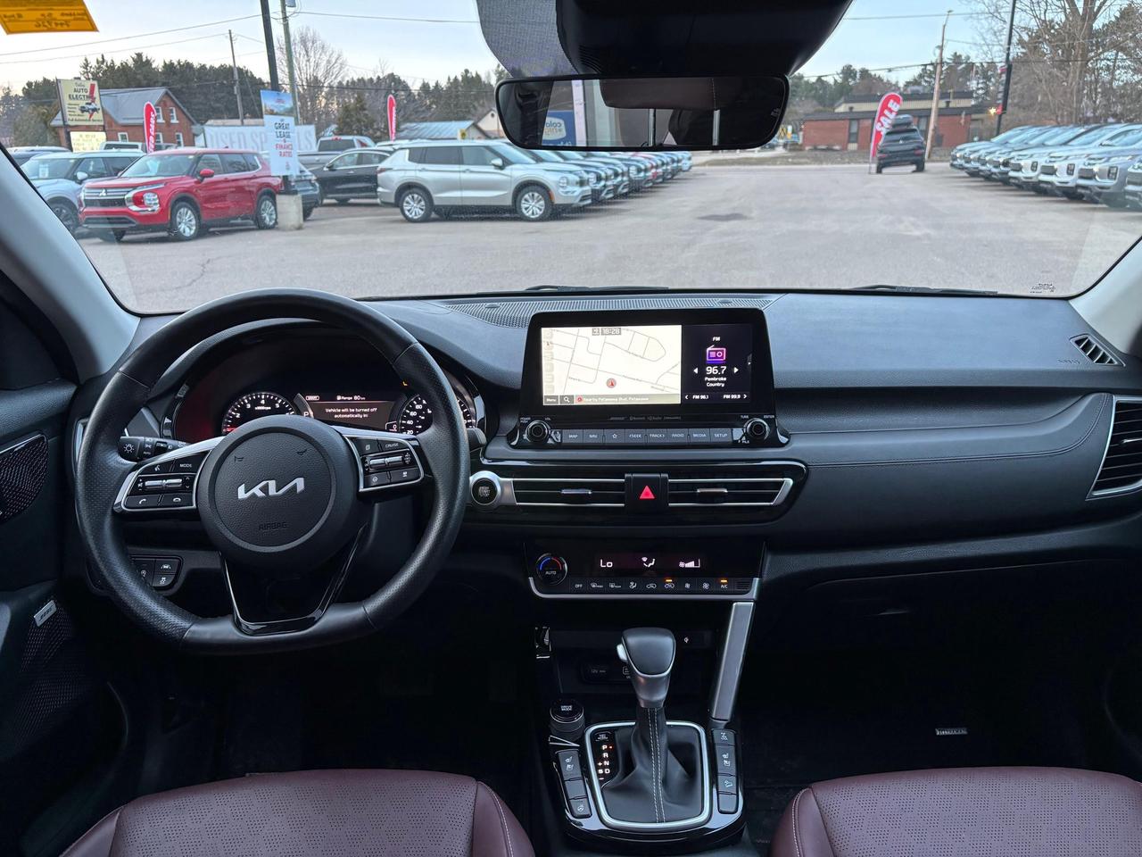 2023 Kia Seltos SX Turbo w/Black Interior 4dr All-Wheel Drive Photo