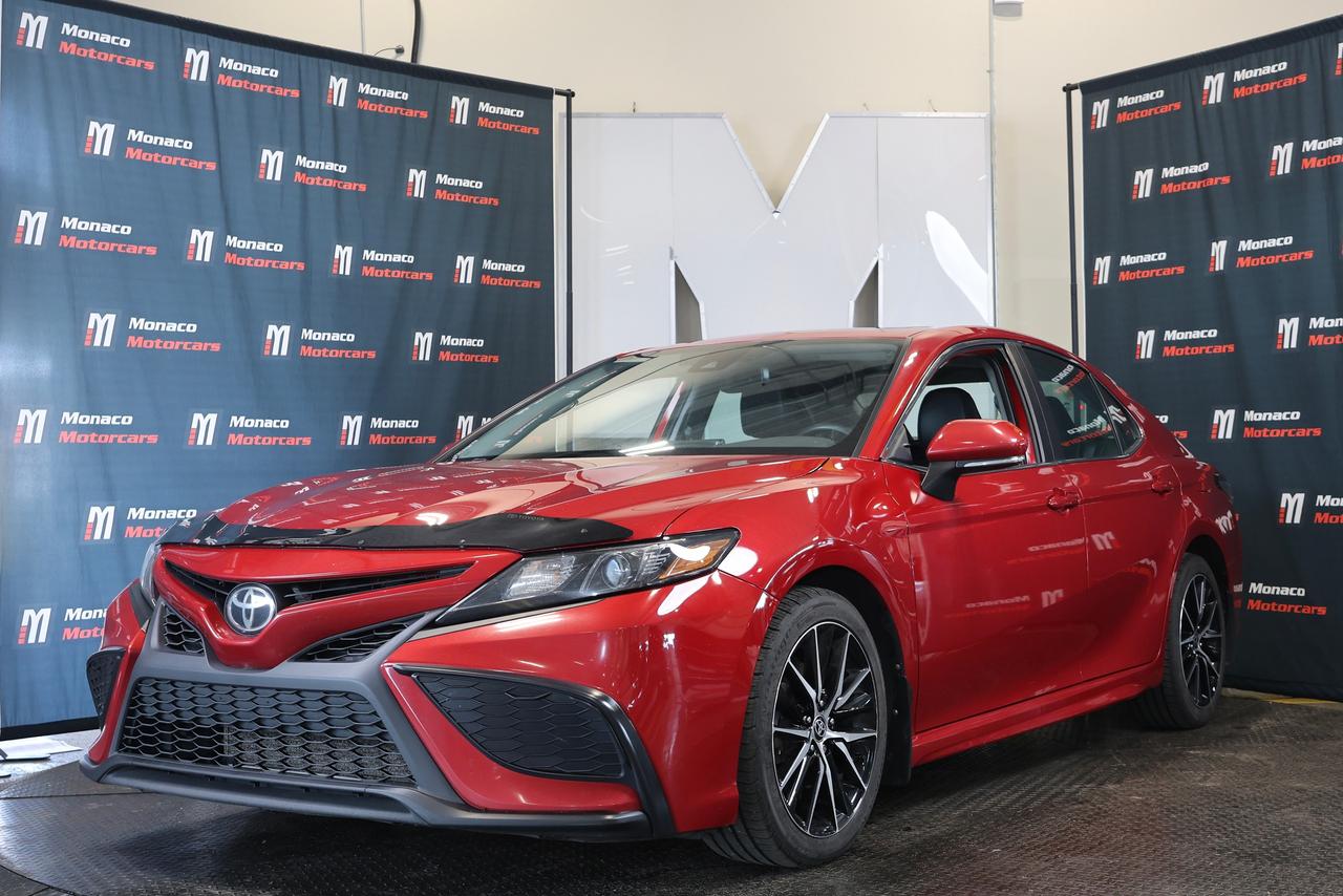 <p class=p1>Special Finance Price: $23,999 | Cash Price: $25,499</p><p class=p1>2021 Toyota Camry SE AWD - No Accidents, Clean CarFax - Leather, Keyless, Push Start, Remote Start, Sunroof, Backup Camera, Blind Spot Assist, Heated Seats, AUX, And Much More.</p><p class=p1>Odometer: 120,000 KM.</p><p class=p1>Call Us: (416) 766-6226</p><p class=p1>Monaco Motorcars Inc.</p><p class=p1>Location: 112 King St, Barrie, ON</p><p class=p1>Business Hours:</p><p class=p1>Monday - Friday: 10am - 7pm</p><p class=p1>Saturday: 10am - 5pm</p><p class=p1>Sunday : Closed</p><p class=p1>www.monacomotorcars.com</p><p class=p1>Apply for Financing Online: www.monacomotorcars.com/financing/</p><p class=p1>All our vehicles go through an Ontario Standard Certification Inspection where we make sure the car is safe so you don&rsquo;t have to. An additional cost of $999 will be applied to all Certified vehicles. If not certified as per OMVIC regulations vehicle is not drivable, not certified and not e-tested. Each Certified vehicle comes with an Ontario Safety Certification and a 36-day or 2000 KM Safety Warranty. At Monaco Motorcars, we are revolutionizing the car buying experience. Come see the difference. Full vehicle history is disclosed prior to closing a deal because we want you to know everything about your next vehicle. Countless Financing options are available including $0 DOWN!!! (O.A.C.) All credit types welcome! Bad/Good/No Credit, bankruptcy, consumer proposal, new to Canada, student. Hassle-free approvals. No matter what your credit situation is, You Are Approved. Conditions apply. We Accept Trade-Ins! Bring it by for an Appraisal. Multiple extended warranty options are available to choose from.</p><p class=p1>We Are Proud To Serve Clients All Over Canada & Ontario - Toronto, Markham, Richmond Hill, Mississauga, Oshawa, Etobicoke, Newmarket, Pickering, Whitby, Ajax, North York, Scarborough, Barrie, Orangeville, Waterloo, Milton, Kitchener, Ottawa, Aurora, London, Kingston, Hamilton, Muskoka, Belleville, Brant, Brantford, Brockville, Cornwall, Windsor, Sudbury, Guelph, Orillia, Sarnia, Timmins, Thunder Bay, Welland, Pembroke, St Catharines, St. Thomas, Thorold, Ottawa, Owen Sound, Haldimand County, Kenora and Niagara Falls.</p><p class=p1>PRICES DISPLAYED: HST and licensing fees are not included.</p><p class=p1>FINANCING OPTIONS: Enjoy rates as low as 6.99% with $0 down and no payments for 3 months (O.A.C). Our expert financing team partners with major banks and lenders to secure the lowest rates and most flexible terms for your car loan. A $999 financing fee applies.</p><p class=p1>We strive to provide accurate and up-to-date listing information; however, Monaco Motorcars is not responsible for any errors, omissions, or typographical mistakes. Prices are subject to change without notice. Please contact us to confirm details.</p>