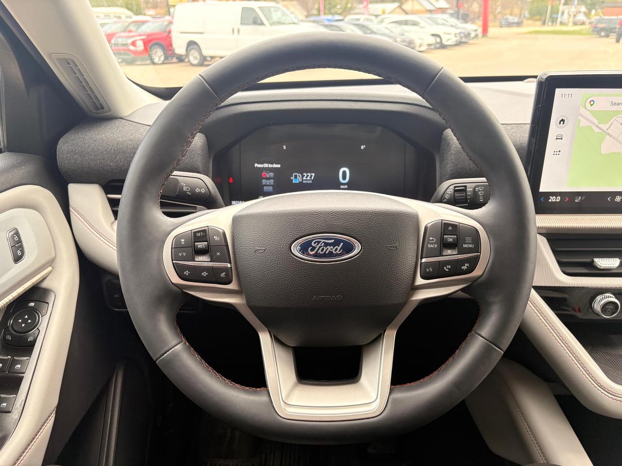 2025 Ford Explorer Active 4dr 4x4 Photo