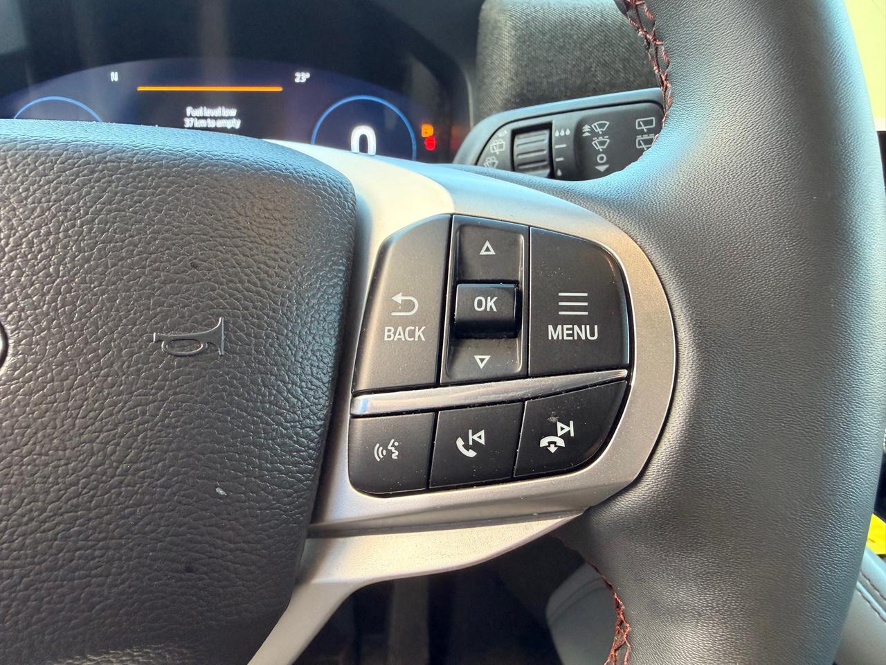 2025 Ford Explorer Active 4dr 4x4 Photo