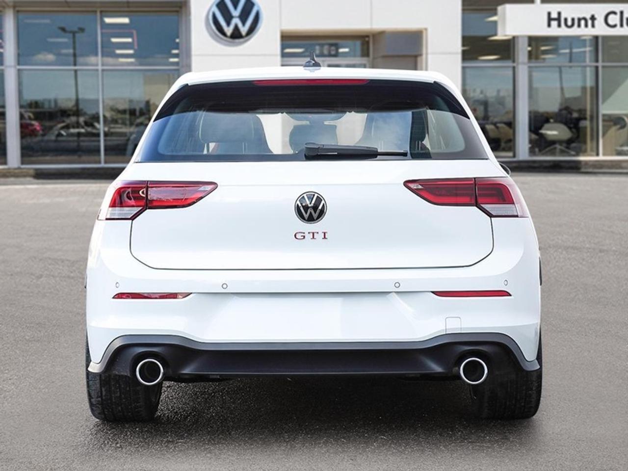 2026 Volkswagen Golf GTI Autobahn Photo4