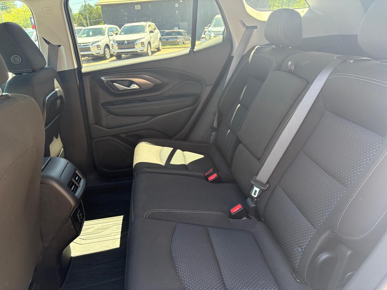 2024 GMC Terrain SLE 4dr All-Wheel Drive Photo