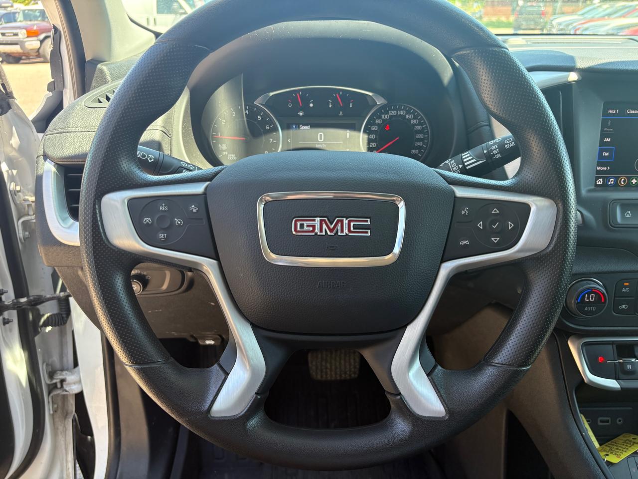 2024 GMC Terrain SLE 4dr All-Wheel Drive Photo
