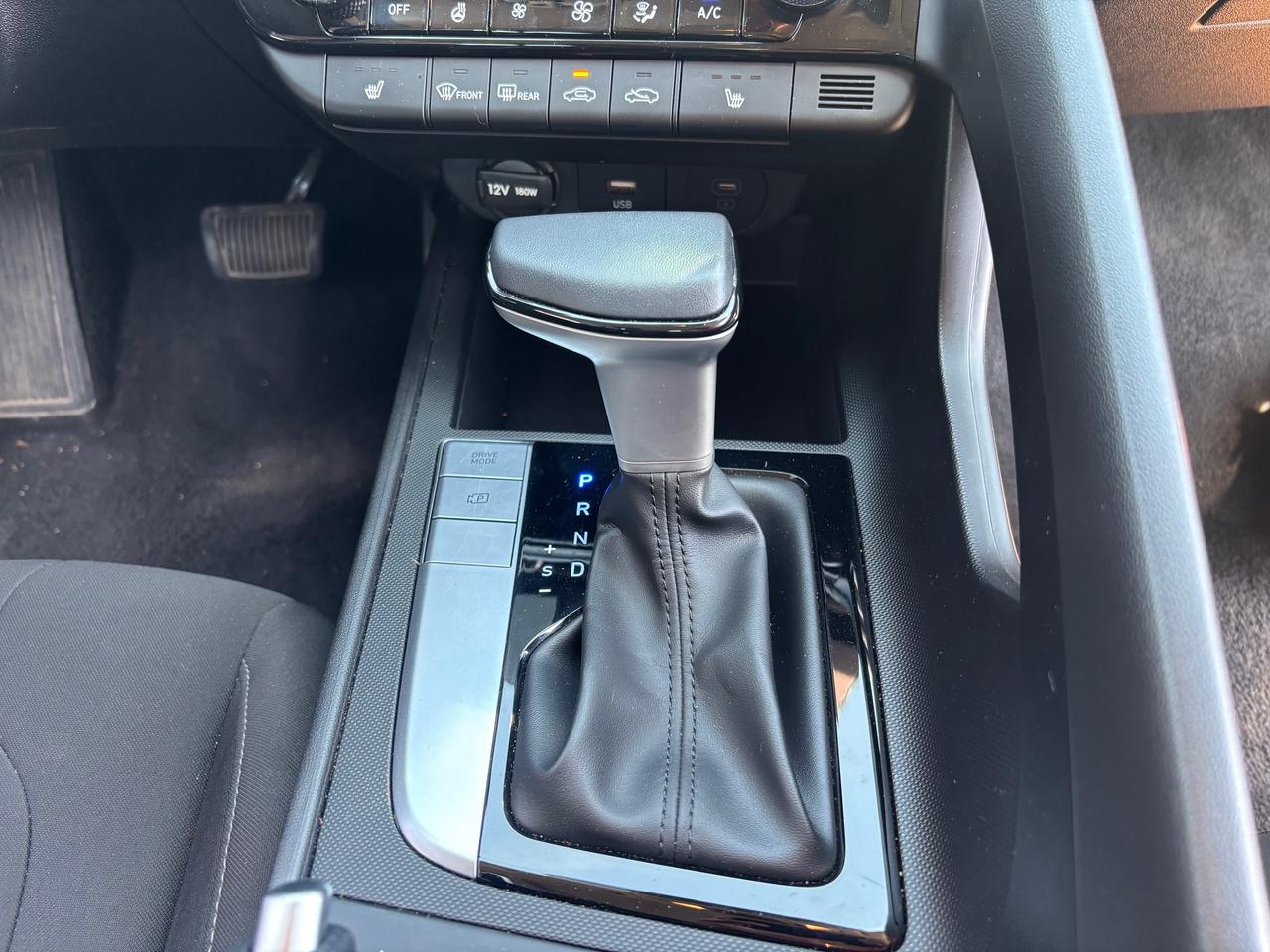 2025 Hyundai Elantra Preferred w/Tech Pkg 4dr Sedan Photo