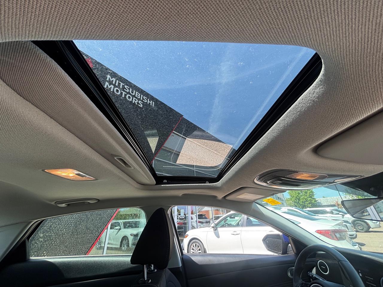 2025 Hyundai Elantra Preferred w/Tech Pkg 4dr Sedan Photo