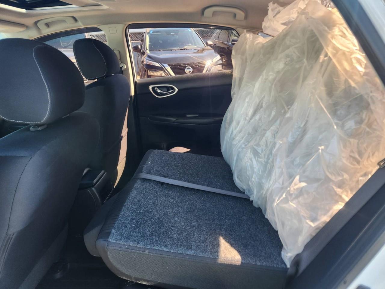 2018 Nissan Sentra 1.8 SV (CVT) 4dr Sedan Photo