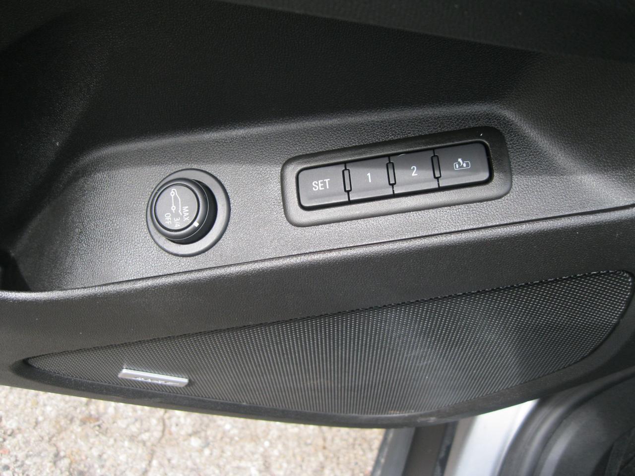 2023 Chevrolet Equinox Premier All-Wheel Drive Photo