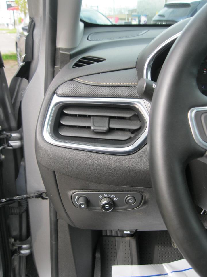 2023 Chevrolet Equinox Premier All-Wheel Drive Photo
