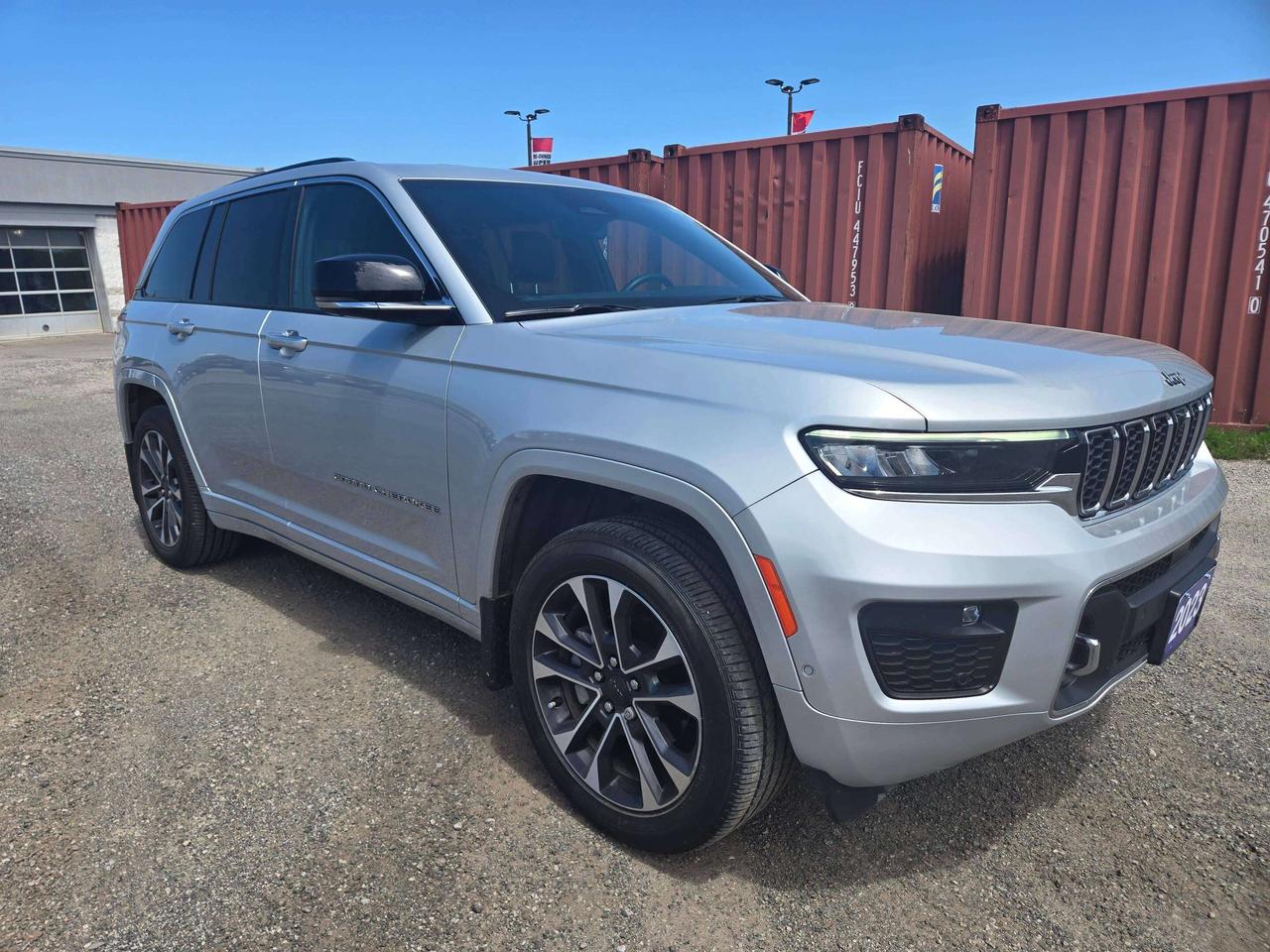 2023 Jeep Grand Cherokee Overland w/Massage Seat, HUD, 19 Speakers Photo