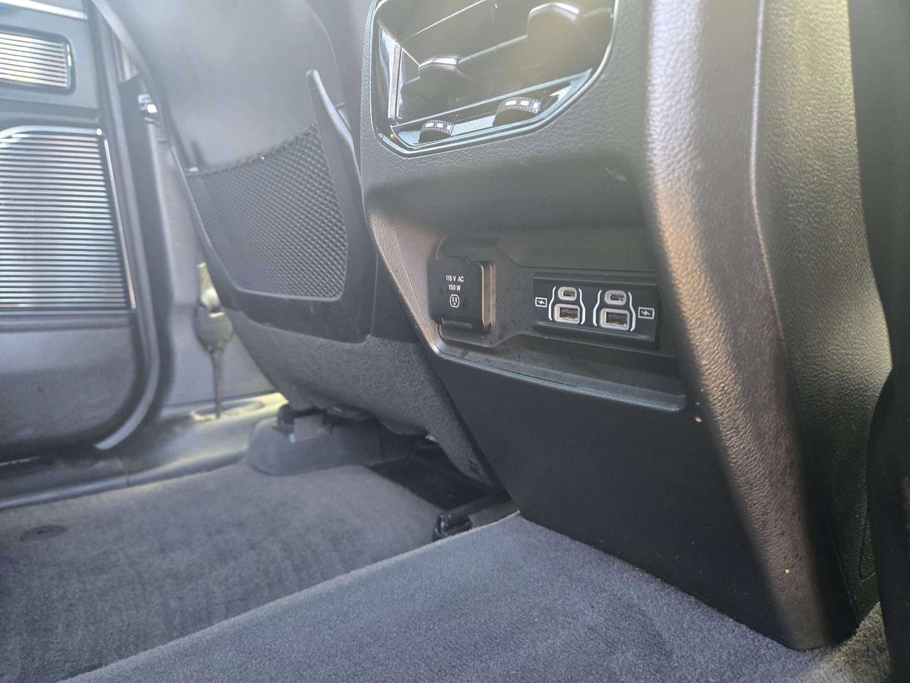 2023 Jeep Grand Cherokee Overland w/Massage Seat, HUD, 19 Speakers Photo
