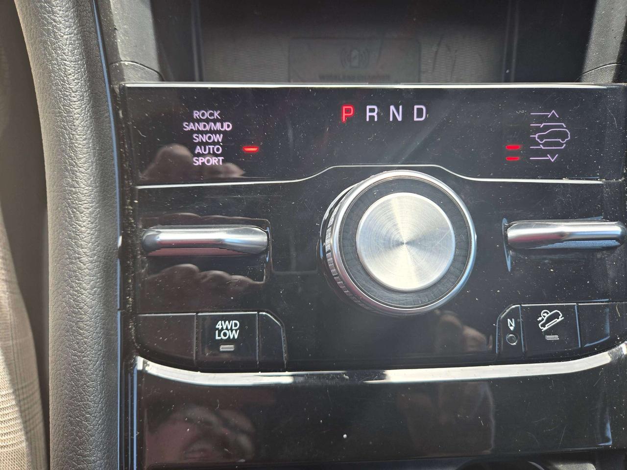 2023 Jeep Grand Cherokee Overland w/Massage Seat, HUD, 19 Speakers Photo