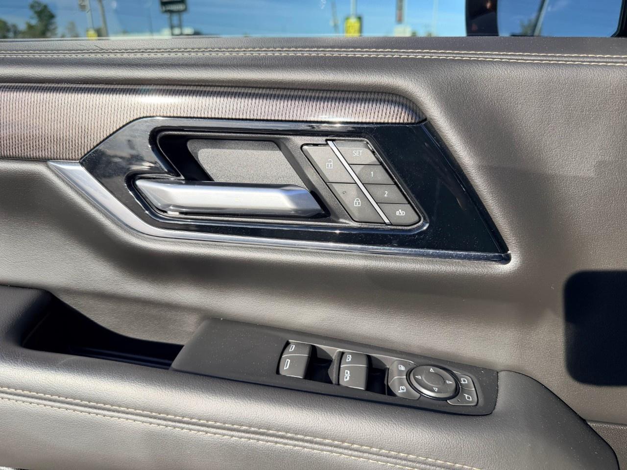 2025 GMC Yukon 4WD 4dr Elevation Photo