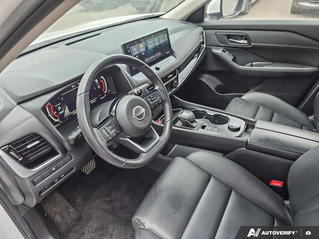 2024 Nissan Rogue SL AWD | Apple Car Play | 360 View Cameras | Moonroof | Photo