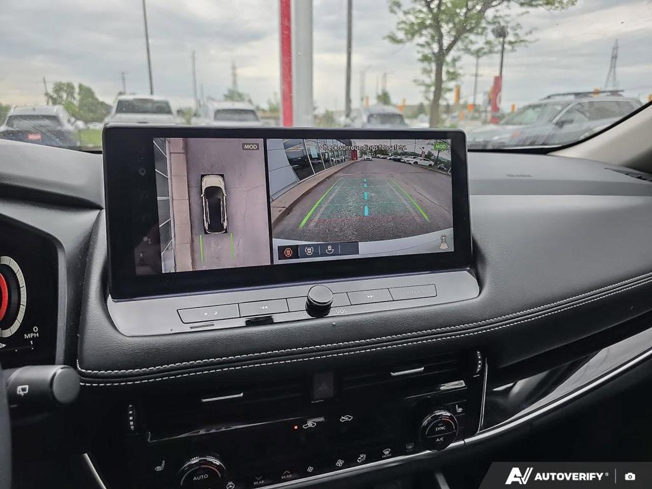 2024 Nissan Rogue SL AWD | Apple Car Play | 360 View Cameras | Moonroof | Photo