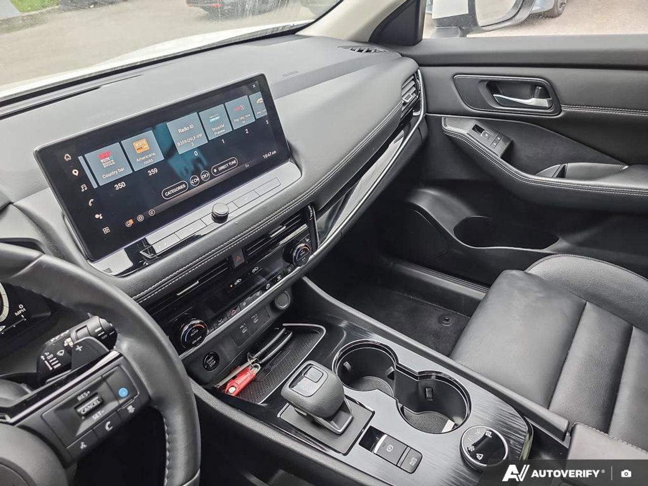 2024 Nissan Rogue SL AWD | Apple Car Play | 360 View Cameras | Moonroof | Photo