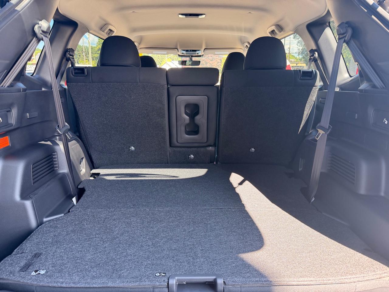 2026 Mitsubishi Outlander PHEV ES 4dr S-AWC Photo