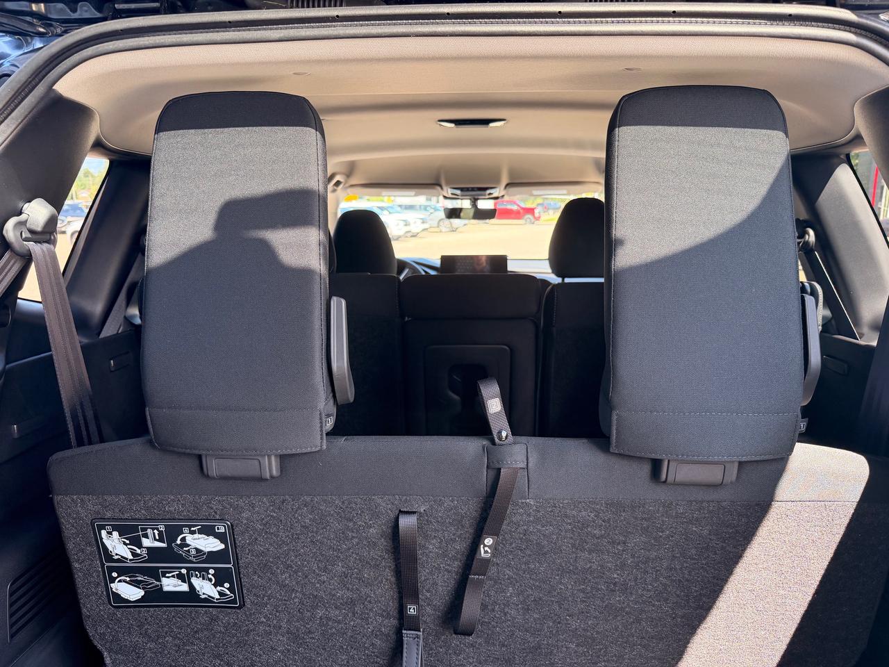 2026 Mitsubishi Outlander PHEV ES 4dr S-AWC Photo