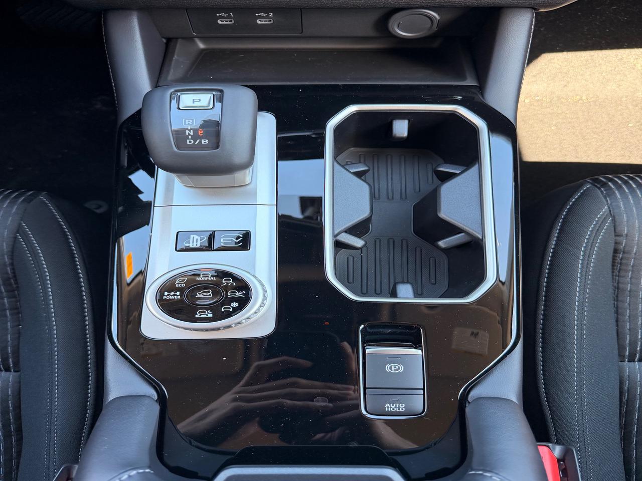 2026 Mitsubishi Outlander PHEV ES 4dr S-AWC Photo