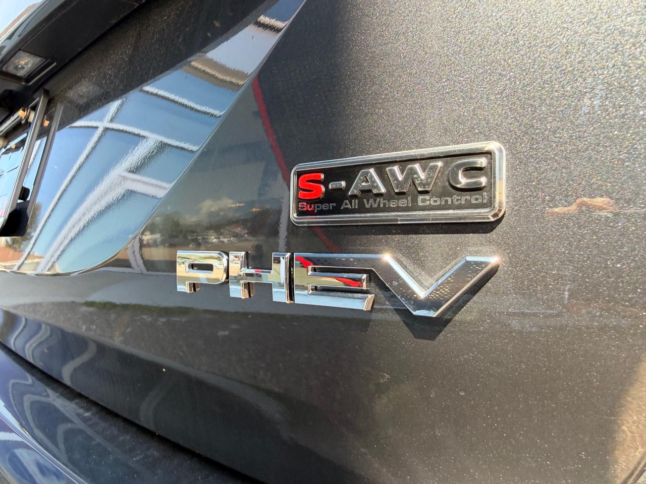 2026 Mitsubishi Outlander PHEV ES 4dr S-AWC Photo