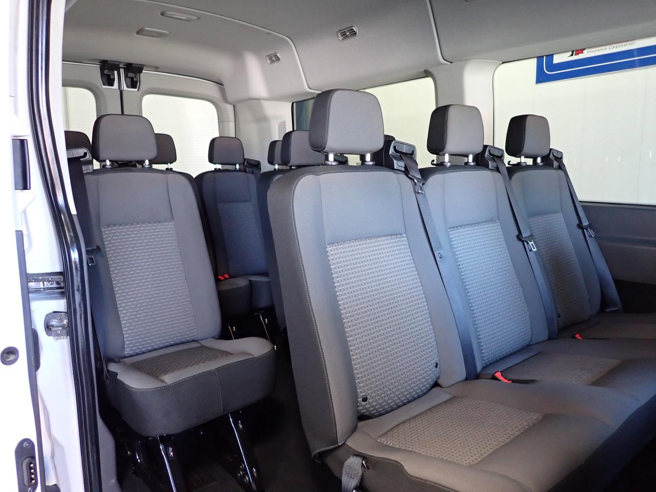 2025 Ford Transit Passenger Wagon 350 MED ROOF 12 PASS Photo