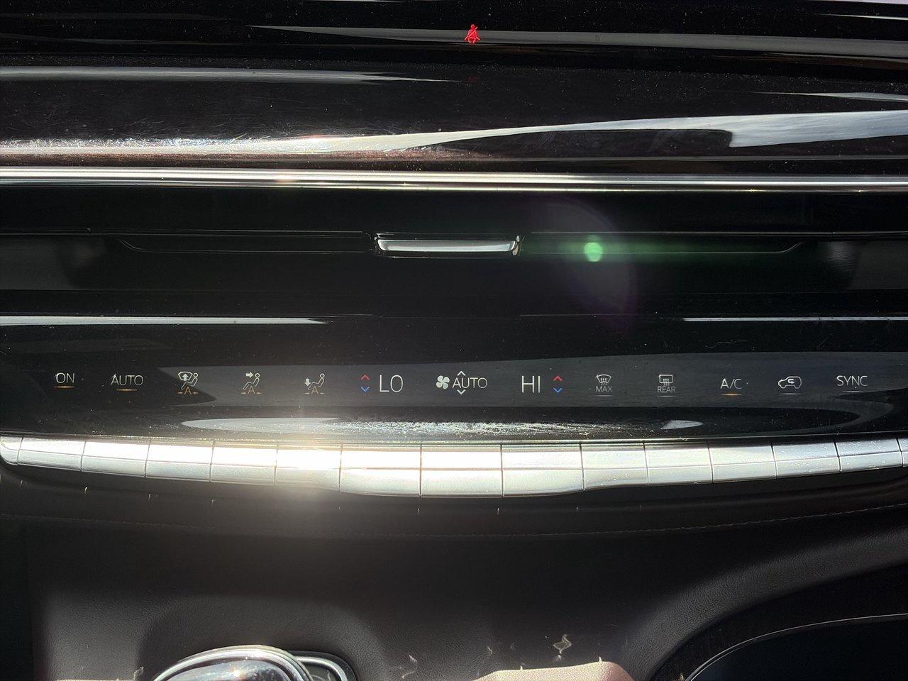 2023 Cadillac Escalade Sport Platinum Low Kms SuperCruise Dual Rear Scree Photo
