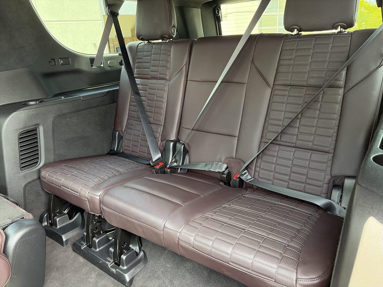 2023 Cadillac Escalade Sport Platinum Low Kms SuperCruise Dual Rear Scree Photo
