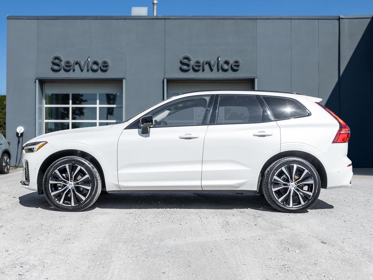 2025 Volvo XC60 B5 AWD PLUS  HARMAN KARDON  20" ALLOY WHEELS  CPO Photo