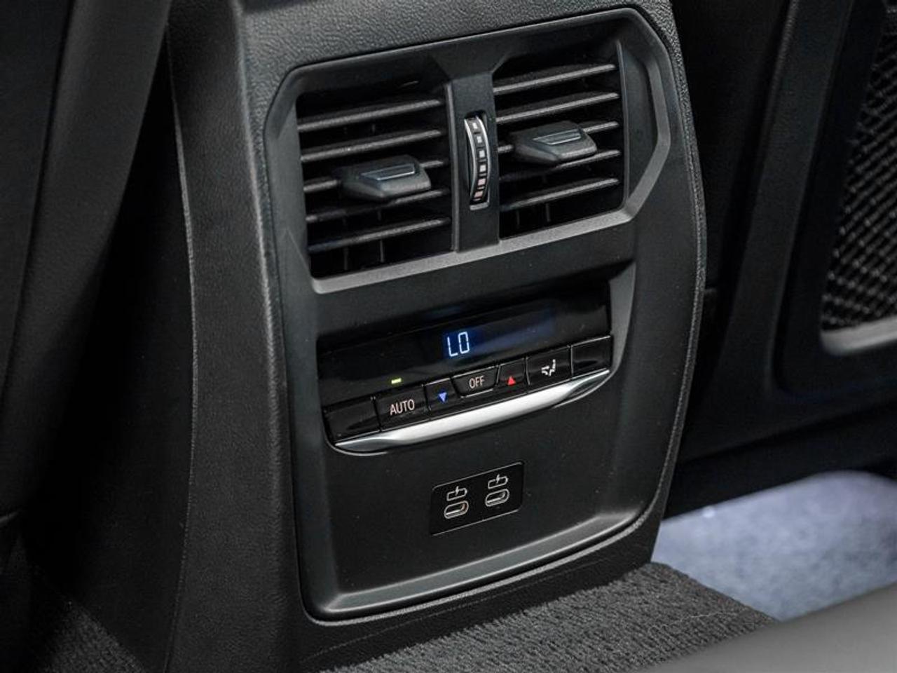 2022 BMW M340 i xDrive 4dr All-Wheel Drive Sedan Photo