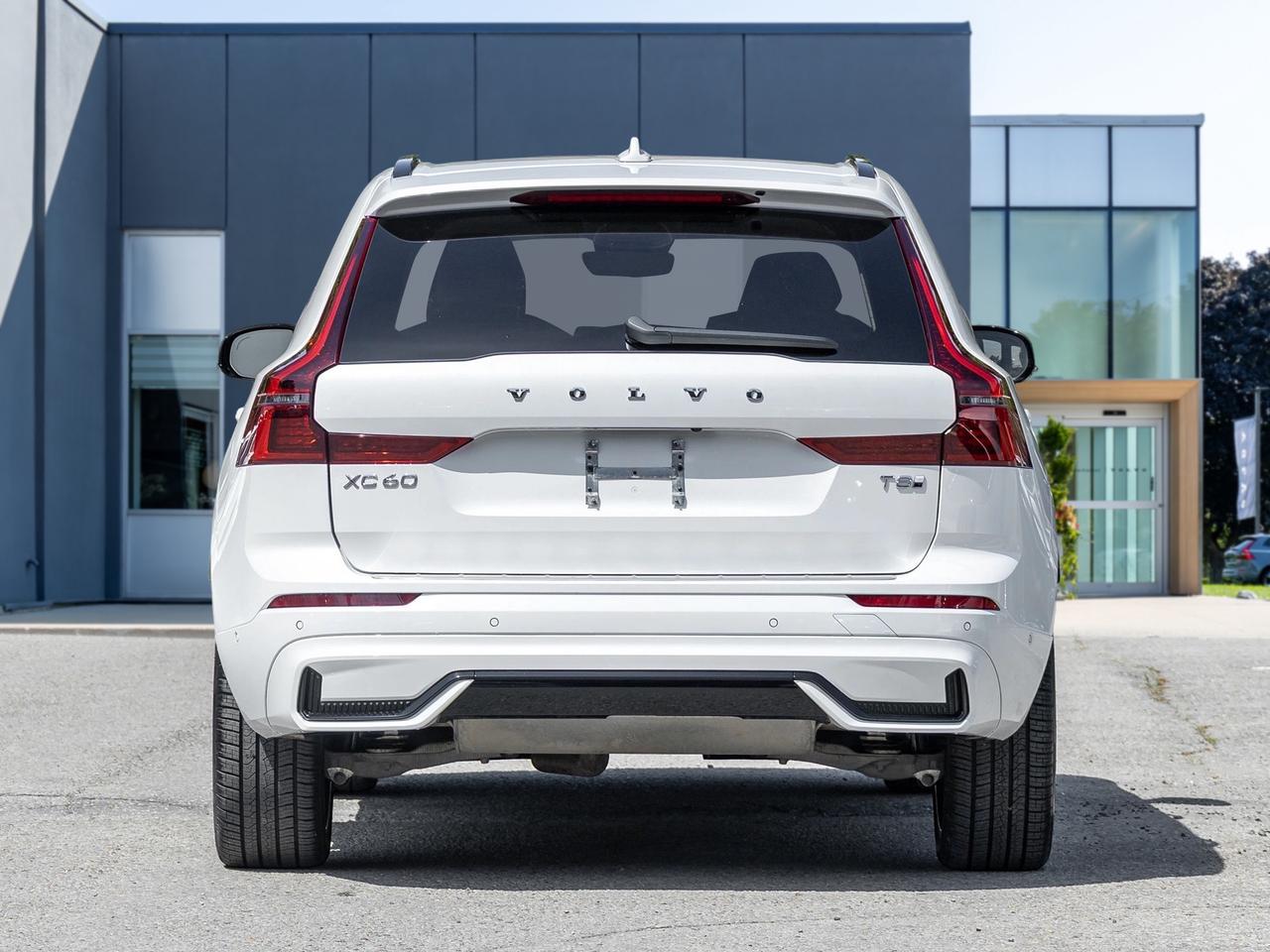 2026 Volvo XC60 Plug-In Hybrid T8 AWD ULTRA  21" ALLOY WHEELS  BOWER & WILKINS Photo