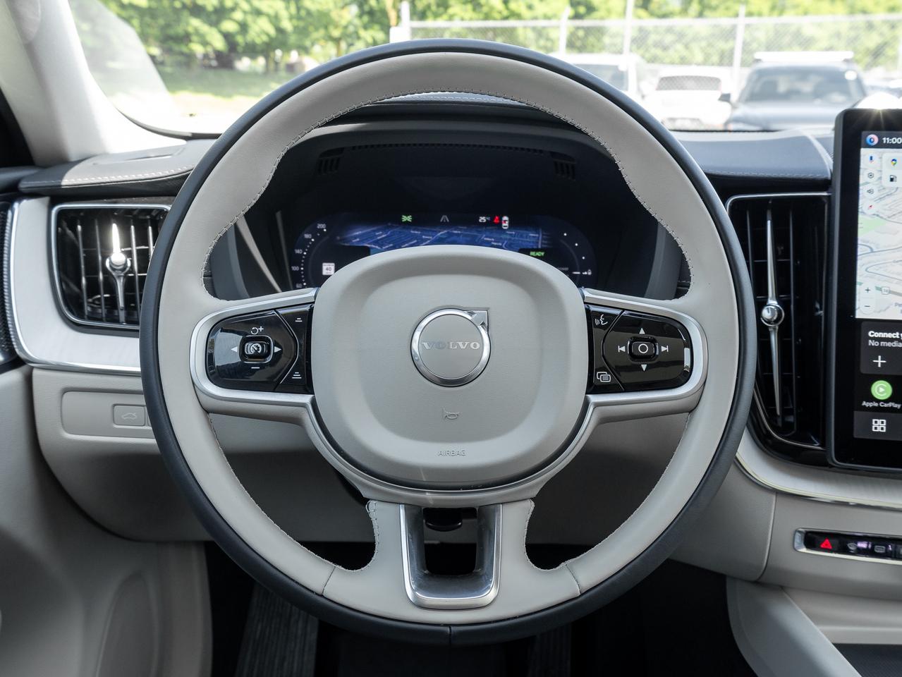2026 Volvo XC60 Plug-In Hybrid T8 AWD ULTRA  21" ALLOY WHEELS  BOWER & WILKINS Photo