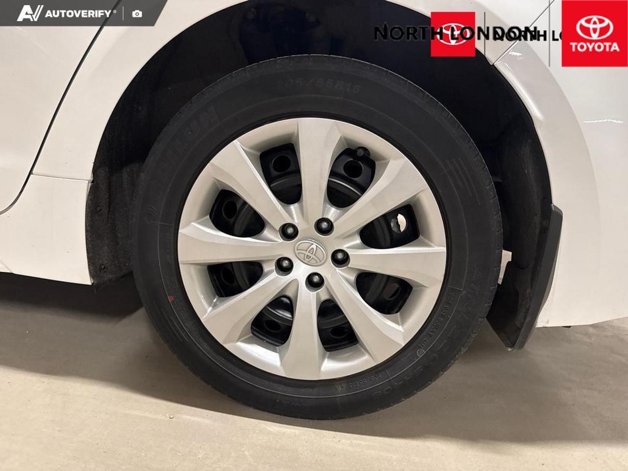 2024 Toyota Corolla LE 4DR SEDAN Photo