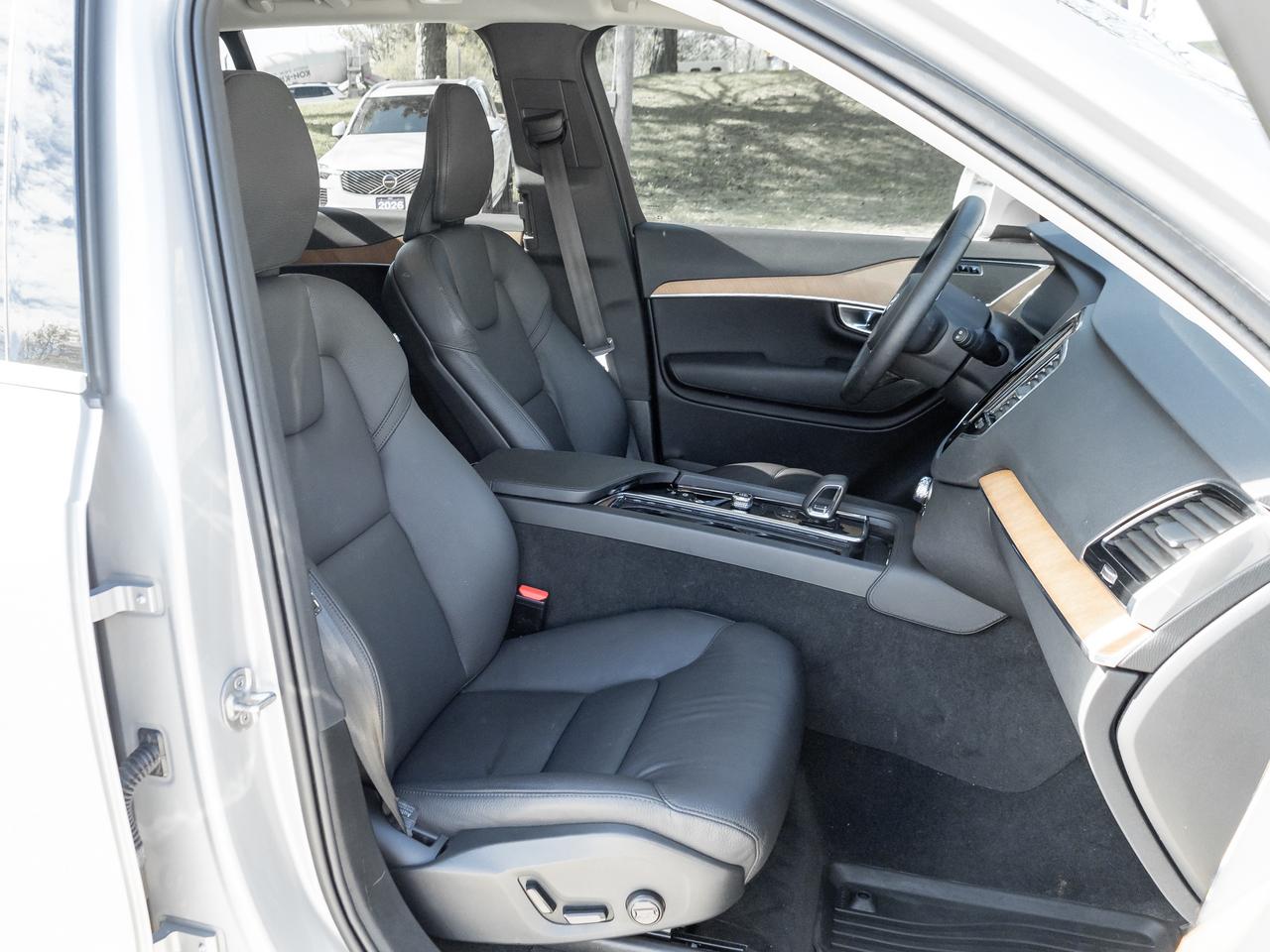 2024 Volvo XC90 B6 AWD PLUS 7-Seater  CPO FINANCE RATE fr 2.99%* Photo