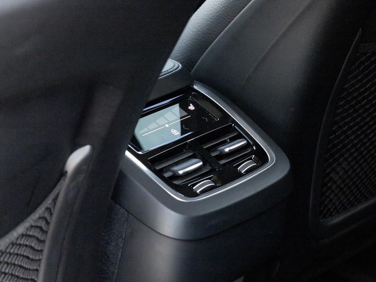 2024 Volvo XC90 B6 AWD PLUS 7-Seater  CPO FINANCE RATE fr 2.99%* Photo
